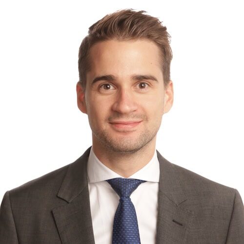 Professioneller Mann in Anzug, Business, Urban Places Academy, Karriere, Business-Training.